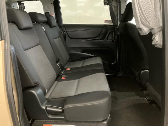 シエンタ ハイブリッドＧセーフティーエディションＩＩ　禁煙　ワンオーナー車　純正９ｉｎｔナビ　リアカメラ　両側電動スライドドア　トヨタセーフティセンス　追突被害軽減ブレーキ　レーンキープ　踏み間違い防止　ＨＤＭＩ　地デジ　シートヒーター　スマートキ（24枚目）