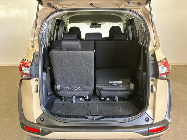シエンタ ハイブリッドＧセーフティーエディションＩＩ　禁煙　ワンオーナー車　純正９ｉｎｔナビ　リアカメラ　両側電動スライドドア　トヨタセーフティセンス　追突被害軽減ブレーキ　レーンキープ　踏み間違い防止　ＨＤＭＩ　地デジ　シートヒーター　スマートキ（27枚目）