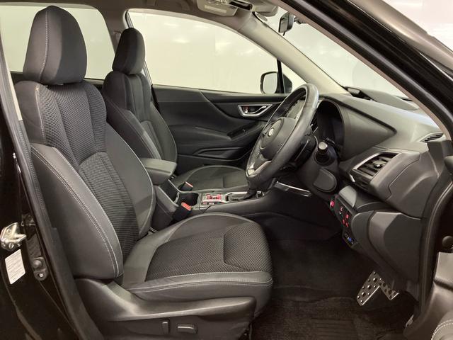 フォレスター アドバンス　禁煙　ケンウッドナビ　リア＆左サイドカメラ　アイサイト　追突被害軽減ブレーキ　レーンキープ　ＡＣＣ　スマートキー　シートヒーター　ステアリングヒーター　Ｂｌｕｅｔｏｏｔｈ　ミュージックサーバー　エアＢ（21枚目）