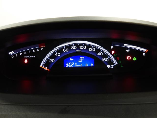 フリード Ｇエアロクールエディション　禁煙車　メモリーナビ　リアカメラ　ＥＴＣ　スマートキー　リア左側パワースライドドア　ディスチャージヘッドライト　アルミホイール　ＥＴＣ　ＤＶＤ／ＣＤ　ワンセグＴＶ　ブルートゥース音楽　Ｂカメラ（6枚目）