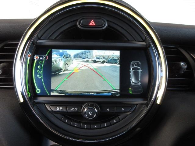 ＭＩＮＩ クーパーＳ　禁煙車　ナビゲーション　リアカメラ　サンルーフ　サイドカーテンエアバッグ　フルセグＴＶ　ＤＶＤ／ＣＤ　アルミホイール　ＬＥＤヘッドライト　スマートキー　ＥＴＣ　シートヒーター　記録簿有り　Ｂモニター（3枚目）