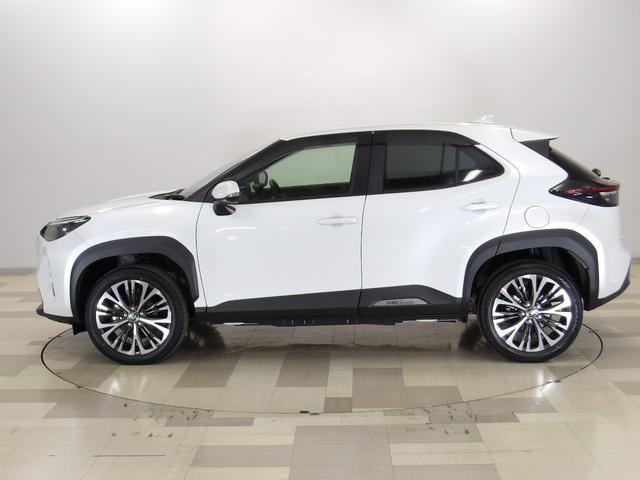 ヤリスクロス ハイブリッドZ 禁煙車 メモリーナビ マルチビューカメラ LEDヘッドライト サイドカーテンエアバッグ シートヒーター パワーテールゲート ブルートゥース音楽 トヨタセーフティーセンス マルチビューカメラ VSA(27枚目)