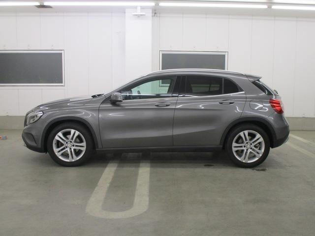 GLA180 ベーシックP 認定中古車(2枚目)
