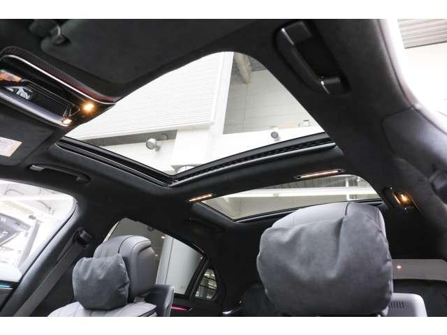 S500 4マチックロング AMGライン 新型Sクラス ファーストエディション 特別仕様車(全国限定540台) 左ハンドル 純正21インチアルミ リアコンフォートP ワンオーナー 禁煙車 認定中古車(32枚目)