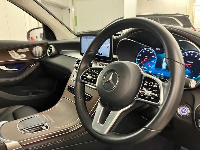 ＧＬＣ３５０ｅ　４マチック　レザーエクスクルージパッケージ／パノラミックスライディングルーフ／３６０度カメラ／シートヒーター／シートベンチレーター／ブルメスター／ヘッドアップディスプレイ／３６０度カメラ／アンビエントライト(24枚目)