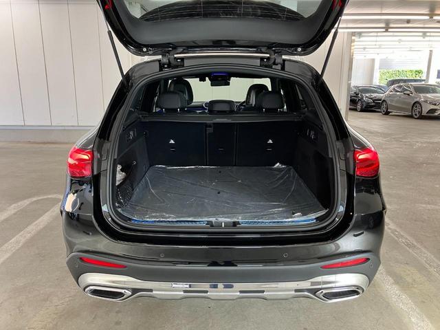 ＧＬＣ２２０ｄ　４マチック　ドライバーズパッケージ　ＡＭＧレザーエクスクルーシブパッケージ／ＡＭＧライン／ドライバーズパッケージ／パノラミックスライディングルーフ／リアアクスルステアリング／本革シート／ヘッドアップディスプレイ／純正３６０°ドライブレコ(23枚目)