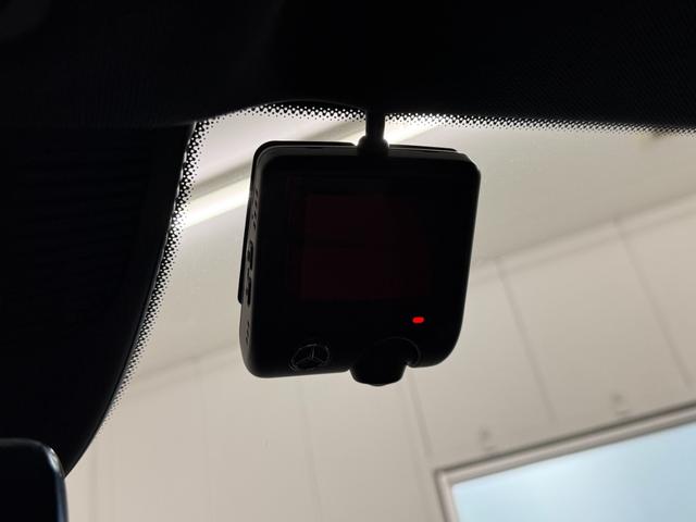 ＧＬＥ ＧＬＥ６３　Ｓ　４マチック＋　クーペ　ＡＭＧデザインパッケージプラス／ＡＭＧカーボンパッケージ／Ｂｕｒｍｅｓｔｅｒサラウンドサウンド／ＭＢＵＸ／メモリー付パワーシート／シートヒーター／ベンチレータ―／純正ドラレコ／ヘッドアップディスプレイ（48枚目）