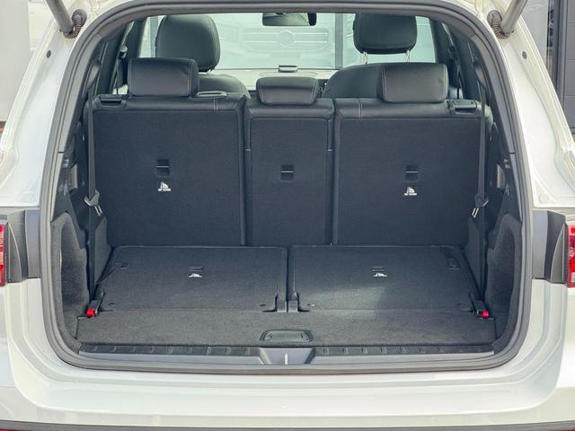 GLB GLB200d 4マチック 弊社下取り車両 AMGラインパッケージ レザーDINAMICAシート 19インチアルミ プライバシーガラス マルチビームLEDヘッドライト 本革スポーツステアリング レーダーセーフティーPKG(13枚目)