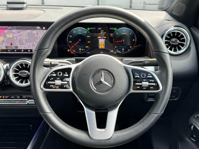 GLB GLB200d 4マチック 弊社下取り車両 AMGラインパッケージ レザーDINAMICAシート 19インチアルミ プライバシーガラス マルチビームLEDヘッドライト 本革スポーツステアリング レーダーセーフティーPKG(20枚目)