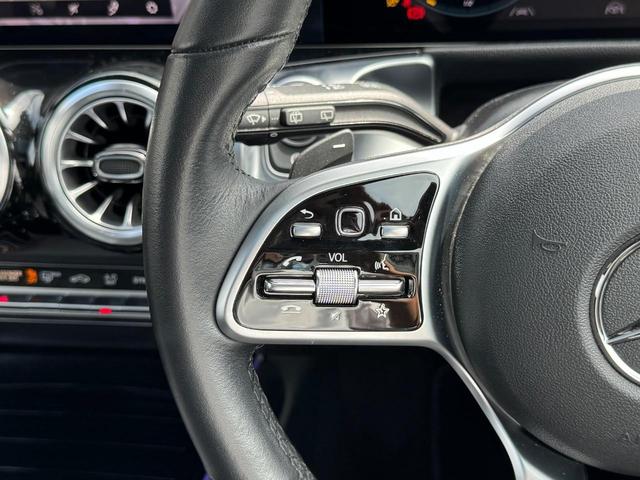 GLB GLB200d 4マチック 弊社下取り車両 AMGラインパッケージ レザーDINAMICAシート 19インチアルミ プライバシーガラス マルチビームLEDヘッドライト 本革スポーツステアリング レーダーセーフティーPKG(21枚目)