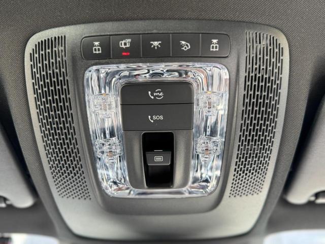 GLB GLB200d 4マチック 弊社下取り車両 AMGラインパッケージ レザーDINAMICAシート 19インチアルミ プライバシーガラス マルチビームLEDヘッドライト 本革スポーツステアリング レーダーセーフティーPKG(45枚目)