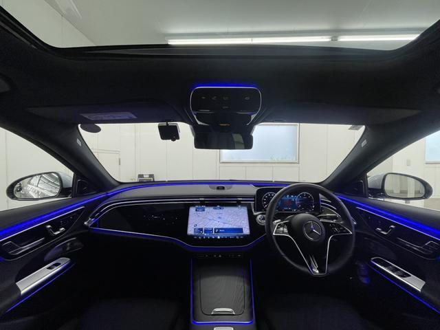 Eクラスオールテレイン E220d 4マチック オールテレイン アドバンスドパッケージ/デジタルインテリアパッケージ/レザーエクスクルーシブパッケージ/シートベンチレーター(シートヒーター機能含)/パノラミックスライディングルーフ/ヘッドアップディスプレイ(9枚目)