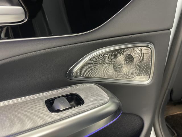 Eクラスオールテレイン E220d 4マチック オールテレイン アドバンスドパッケージ/デジタルインテリアパッケージ/レザーエクスクルーシブパッケージ/シートベンチレーター(シートヒーター機能含)/パノラミックスライディングルーフ/ヘッドアップディスプレイ(25枚目)