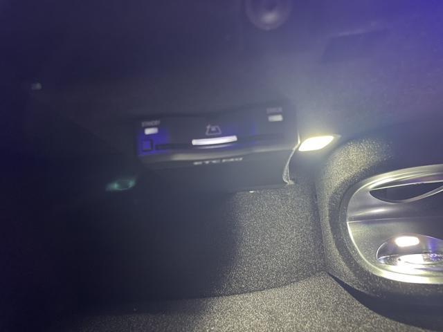 Eクラスオールテレイン E220d 4マチック オールテレイン アドバンスドパッケージ/デジタルインテリアパッケージ/レザーエクスクルーシブパッケージ/シートベンチレーター(シートヒーター機能含)/パノラミックスライディングルーフ/ヘッドアップディスプレイ(48枚目)