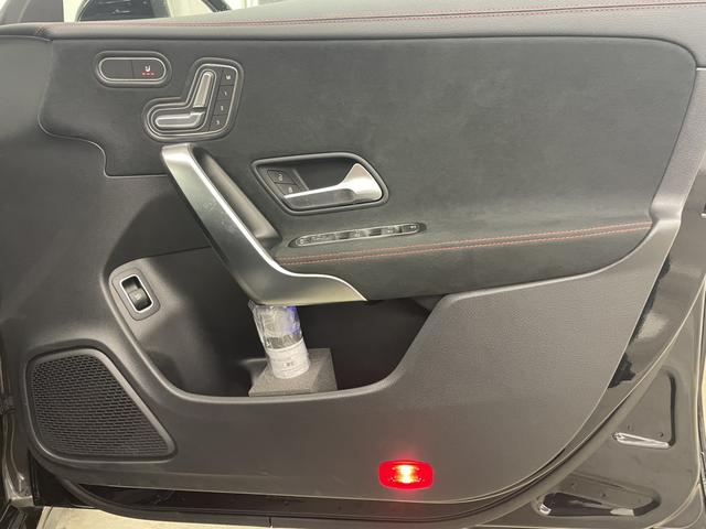 CLAクラス CLA200d AMGラインパッケージ AMGラインパッケージ/アダプティブハイビームアシスト・プラス/プライバシーガラス/スポーティーエンジンサウンド/スポーツブレーキシステム/19インチAMGアルミホイール(17枚目)