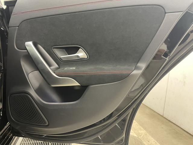 CLAクラス CLA200d AMGラインパッケージ AMGラインパッケージ/アダプティブハイビームアシスト・プラス/プライバシーガラス/スポーティーエンジンサウンド/スポーツブレーキシステム/19インチAMGアルミホイール(23枚目)