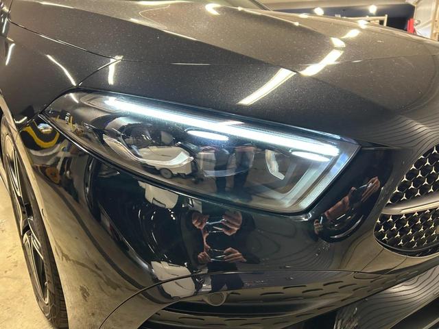 Ａクラスセダン 　アダプティブハイビームアシスト・プラス／ローワードコンフォートサスペンション／プライバシーガラス／１８インチＡＭＧ５ツインスポークアルミホイール／コスモスブラック／ＥＴＣ／純正ドラレコ（44枚目）