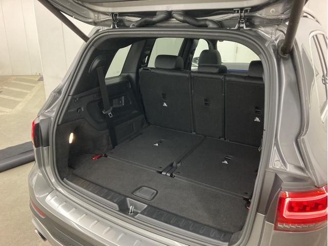 GLB GLB35 4マチック パノラマスライディングルーフ パワーシート シートヒーター シートベンチレーション 360℃カメラシステム付 LEDヘッドライト 本革シート マウンテングレー 64色アンビエントライトシステム(54枚目)