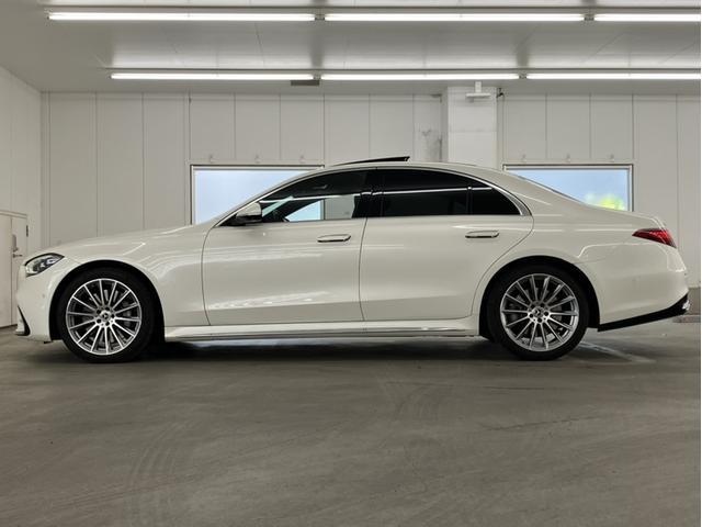 実質年率が４．２９％のところ、こちらの車両は実質年率１．９％の対象です。残価設定型のローンやボーナス併用も可能でございます。また、支払回数の上限は８４回となります。試算のご用命お待ちしております。