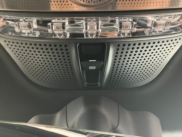 ���X�́A�������̓Ɨ��������ÎԃV���[���[���ɂȂ��Ă���A�펞�S�O����W�����Ă���܂��B�J��ᓙ���V��ł��������Ƃ��[�������܂ŁA���Ԃ����������܂��B�Z���́A�w�����s���c�J�扜��U�|�Q�|�Q�x�ł��B