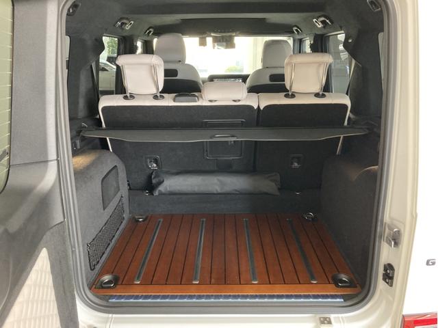 ���X�́A�������̓Ɨ��������ÎԃV���[���[���ɂȂ��Ă���A�펞�S�O����W�����Ă���܂��B�J��ᓙ���V��ł��������Ƃ��[�������܂ŁA���Ԃ����������܂��B�Z���́A�w�����s���c�J�扜��U�|�Q�|�Q�x�ł��B