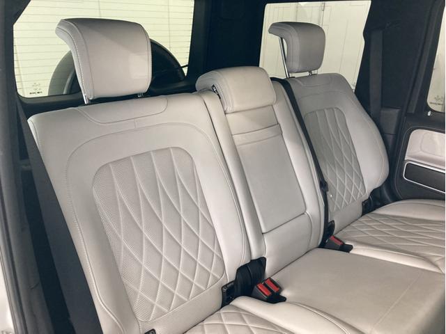 ���X�́A�������̓Ɨ��������ÎԃV���[���[���ɂȂ��Ă���A�펞�S�O����W�����Ă���܂��B�J��ᓙ���V��ł��������Ƃ��[�������܂ŁA���Ԃ����������܂��B�Z���́A�w�����s���c�J�扜��U�|�Q�|�Q�x�ł��B