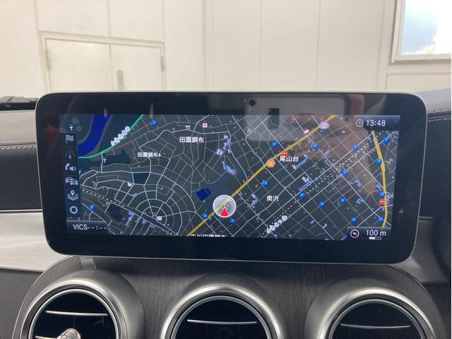 ���X�́A�������̓Ɨ��������ÎԃV���[���[���ɂȂ��Ă���A�펞�S�O����W�����Ă���܂��B�J��ᓙ���V��ł��������Ƃ��[�������܂ŁA���Ԃ����������܂��B�Z���́A�w�����s���c�J�扜��U�|�Q�|�Q�x�ł��B