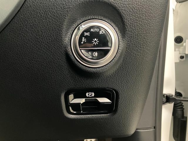 ���X�́A�������̓Ɨ��������ÎԃV���[���[���ɂȂ��Ă���A�펞�S�O����W�����Ă���܂��B�J��ᓙ���V��ł��������Ƃ��[�������܂ŁA���Ԃ����������܂��B�Z���́A�w�����s���c�J�扜��U�|�Q�|�Q�x�ł��B