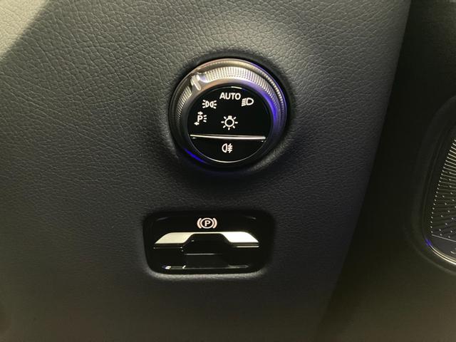 �n���h���͂P�D�T��]�̐݌v�ƂȂ��Ă���A���E�̃n���h�����삪�����Ղ��Ȃ��Ă���܂��B