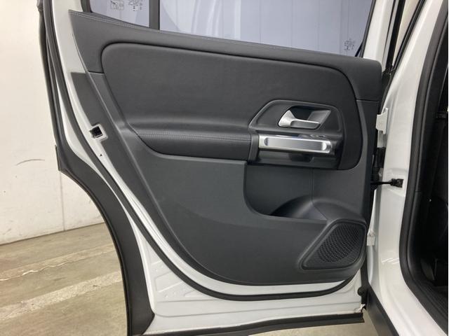 ��s���G���A�A���c�J��W���������Ɉʒu�����������A��s�����A��R���l�A�e�C���^�[���璼���ł��B�d�Ԃł͓��}��䒬���A��i���w���k���W���ƃA�N�Z�X���₷���ꏊ�ƂȂ��Ă���܂��B