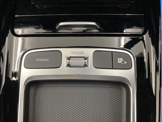 ���X�́A�������̓Ɨ��������ÎԃV���[���[���ɂȂ��Ă���A�펞�S�O����W�����Ă���܂��B�J��ᓙ���V��ł��������Ƃ��[�������܂ŁA���Ԃ����������܂��B�Z���́A�w�����s���c�J�扜��U�|�Q�|�Q�x�ł��B