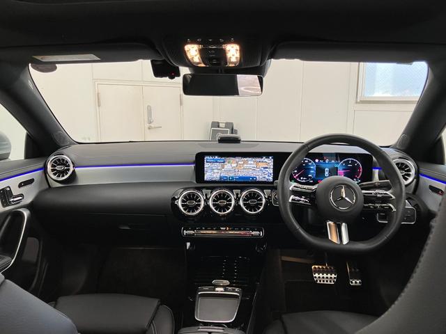 ���X�́A�������̓Ɨ��������ÎԃV���[���[���ɂȂ��Ă���A�펞�S�O����W�����Ă���܂��B�J��ᓙ���V��ł��������Ƃ��[�������܂ŁA���Ԃ����������܂��B�Z���́A�w�����s���c�J�扜��U�|�Q�|�Q�x�ł��B