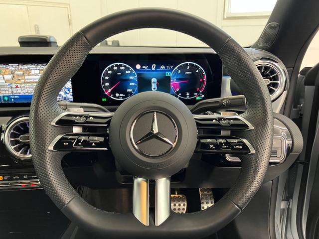 ���X�́A�������̓Ɨ��������ÎԃV���[���[���ɂȂ��Ă���A�펞�S�O����W�����Ă���܂��B�J��ᓙ���V��ł��������Ƃ��[�������܂ŁA���Ԃ����������܂��B�Z���́A�w�����s���c�J�扜��U�|�Q�|�Q�x�ł��B