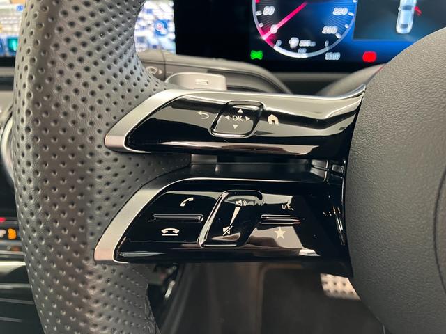 ���X�́A�������̓Ɨ��������ÎԃV���[���[���ɂȂ��Ă���A�펞�S�O����W�����Ă���܂��B�J��ᓙ���V��ł��������Ƃ��[�������܂ŁA���Ԃ����������܂��B�Z���́A�w�����s���c�J�扜��U�|�Q�|�Q�x�ł��B