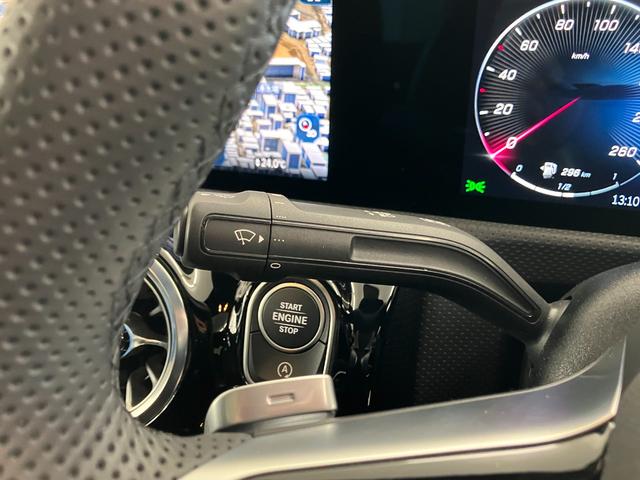 ���X�́A�������̓Ɨ��������ÎԃV���[���[���ɂȂ��Ă���A�펞�S�O����W�����Ă���܂��B�J��ᓙ���V��ł��������Ƃ��[�������܂ŁA���Ԃ����������܂��B�Z���́A�w�����s���c�J�扜��U�|�Q�|�Q�x�ł��B