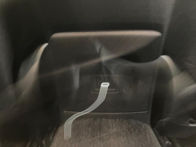 ���X�́A�������̓Ɨ��������ÎԃV���[���[���ɂȂ��Ă���A�펞�S�O����W�����Ă���܂��B�J��ᓙ���V��ł��������Ƃ��[�������܂ŁA���Ԃ����������܂��B�Z���́A�w�����s���c�J�扜��U�|�Q�|�Q�x�ł��B