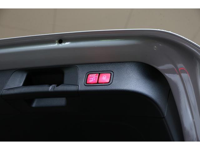GLB35 4マチック AMGパフォーマンスパッケージ パノラミックスライディングルーフ AMGアドバンストパッケージ 衝突軽減ブレーキ 360°カメラ(11枚目)
