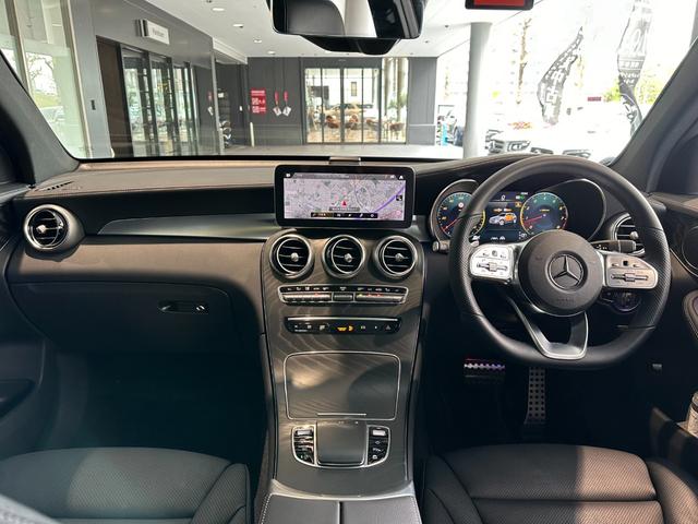 ＧＬＣ ＧＬＣ３００　４マチック　ＡＭＧライン　ドライブレコーダー　アンビエントライト　レザーエクスクルーシブパッケージ　パノラミックスライディングルーフ　シートヒーター　パワーシート（9枚目）