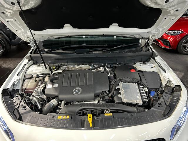 GLB GLB200d 4マチック AMGラインパッケージ AMGライン レーダーセーフティパッケージ ナビゲーションパッケージ LEDヘッドライト 360度カメラシステム シートヒーター アンビエントライト64色 ETC2.0(5枚目)