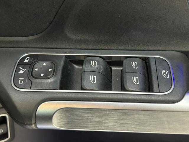 GLB GLB200d 4マチック AMGラインパッケージ AMGライン レーダーセーフティパッケージ ナビゲーションパッケージ LEDヘッドライト 360度カメラシステム シートヒーター アンビエントライト64色 ETC2.0(29枚目)