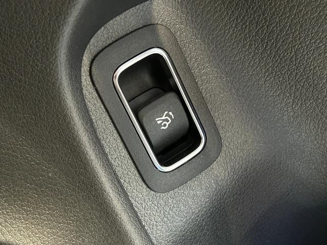 ＣＬＡクラス ＣＬＡ１８０　弊社デモカー　衝突軽減ブレーキ　ナビゲーション　障害物センサー　バックカメラ　シートヒーター　メモリー付きパワーシート　ブラインドスポットアシスト（29枚目）