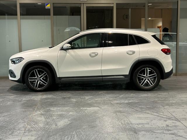 GLAクラス GLA200d 4マチック(2枚目)