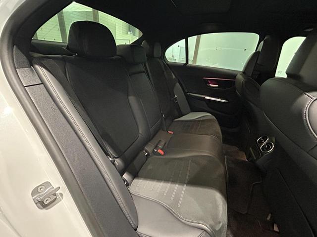 Cクラス C350eスポーツ レーダーセーフティーパッケージ アンビエントライト LEDヘッドライト シートヒーター メモリー付きパワーシート 360°カメラシステム(9枚目)