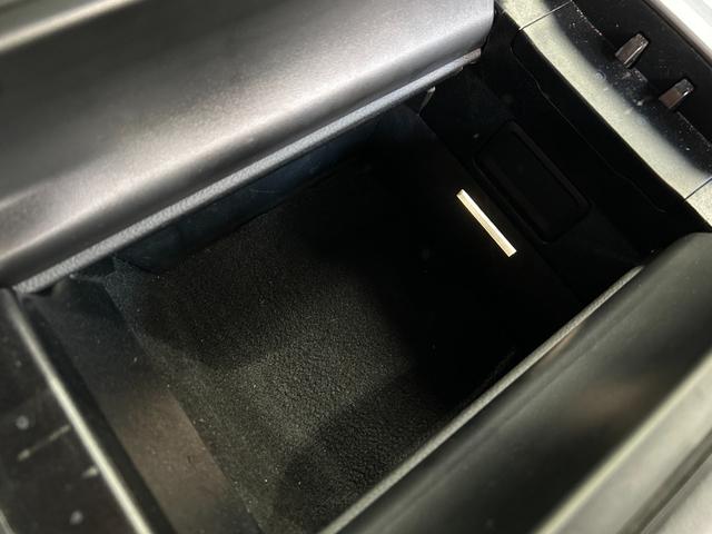 Ｃクラスステーションワゴン Ｃ２００ステーションワゴンアバンギャルドＡＭＧライＰ（26枚目）