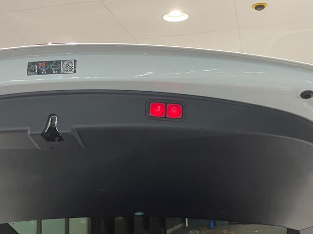 GT 63 4マチック+ クーペ 認定中古車 AMGカーボンパッケージ 21インチアルミホイール パフォーマンスシート イエローシートベルト 電動テールゲート ブルメスターサウンドシステム シートベンチレーター(13枚目)