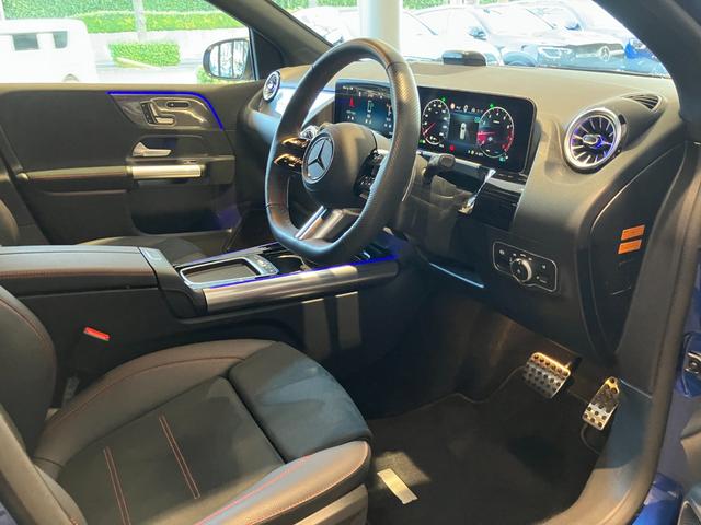 �����Z�f�X�E�x���c�̃{�f�B�\���ɂ͏Ռ��z���X�y�[�X���킴�Ɗm�ۂ��邱�ƂŖ�����Ԃ������ۂ̏Ռ����u���ɓ������܂��B����ɂ��̒��ɂ͊��ȃt���[��������ԓ��Ɋ댯�����N�����Ȃ��\���ɂȂ��Ă���܂��B