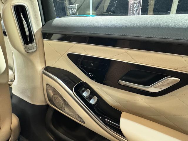 �f�ڑ䐔�ɐ���������A�C���^�[�l�b�g�ɂ͍ڂ����Ȃ��ԗ�����������܂��B����]�̎Ԏ�⑕���A���F�Ȃǌ�����܂����炨�C�y�ɂ��₢���킹�������B������������������ē��v���܂��I