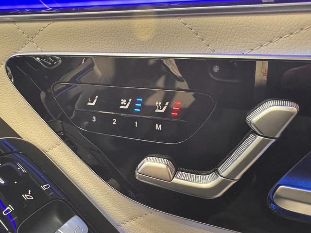 �����Z�f�X�E�V�[�g�̗ǂ��́A���ɂ����\���ɂȂ��Ă���܂��B�܂�Ŏ���̃\�t�@�[�ɍ���Ȃ���A�ړ����Ă��邩�̗l�Ȋ��o�ł������܂��B�ړI�n�܂ŉ��K�ȃh���C�r���O�����y���݉������B