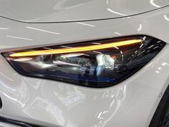メルセデスのシートは少し硬めに設計されており長時間の運転の際、適度な反発があることでお尻や腰の負担を減らし疲労感を軽減いたします。これは殆どの方が実感されております。０４５−９０４−１４８４ 6