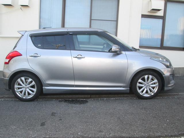 スイフト RS-DJE エネチャージ禁煙車アイドリングSTOPクルーズコントロールメモリーナビBluetoothオーデイオフルセグテレビETCプッシュスマートキーHIDヘッドライト16インチアルミエアロ車検令和9年10月(8枚目)